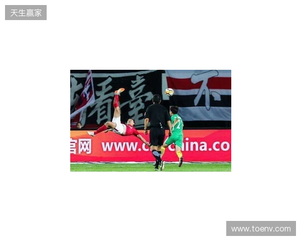 凌空落叶斩!热议杜月徵世界波:比帕瓦尔那球还漂亮!杜德里格斯